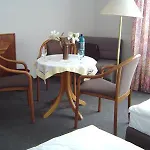 Stiftswingert 3*