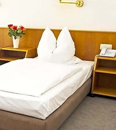 Hotel Stiftswingert 3*
