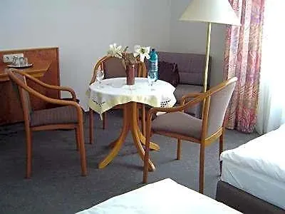 Hotel Stiftswingert 3*