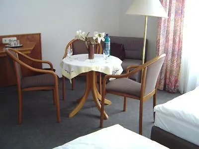 Stiftswingert 3*
